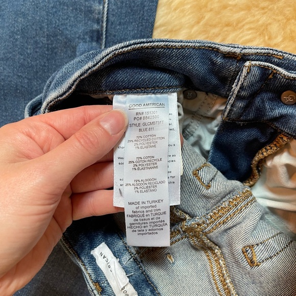 NEW Good American Good Legs Crop Mini Boot Jean GLCMB731T - Picture 7 of 9